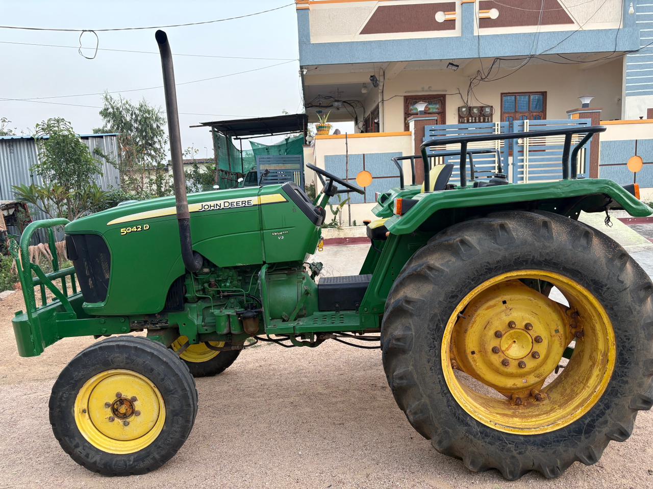 Jhon Deere 5042 2017 model