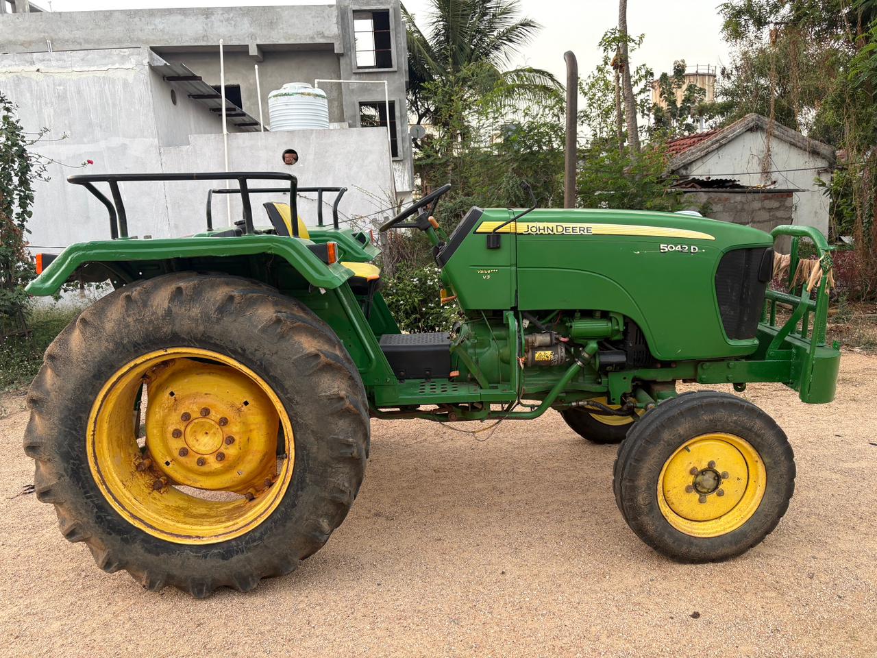 Jhon Deere 5042 2017 model