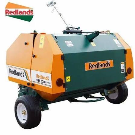 RED LANDS BALER EXTRA WIDE 330 WITH SCALE