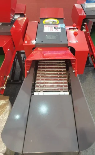 TitanTec Electric Chaff Cutter Machine